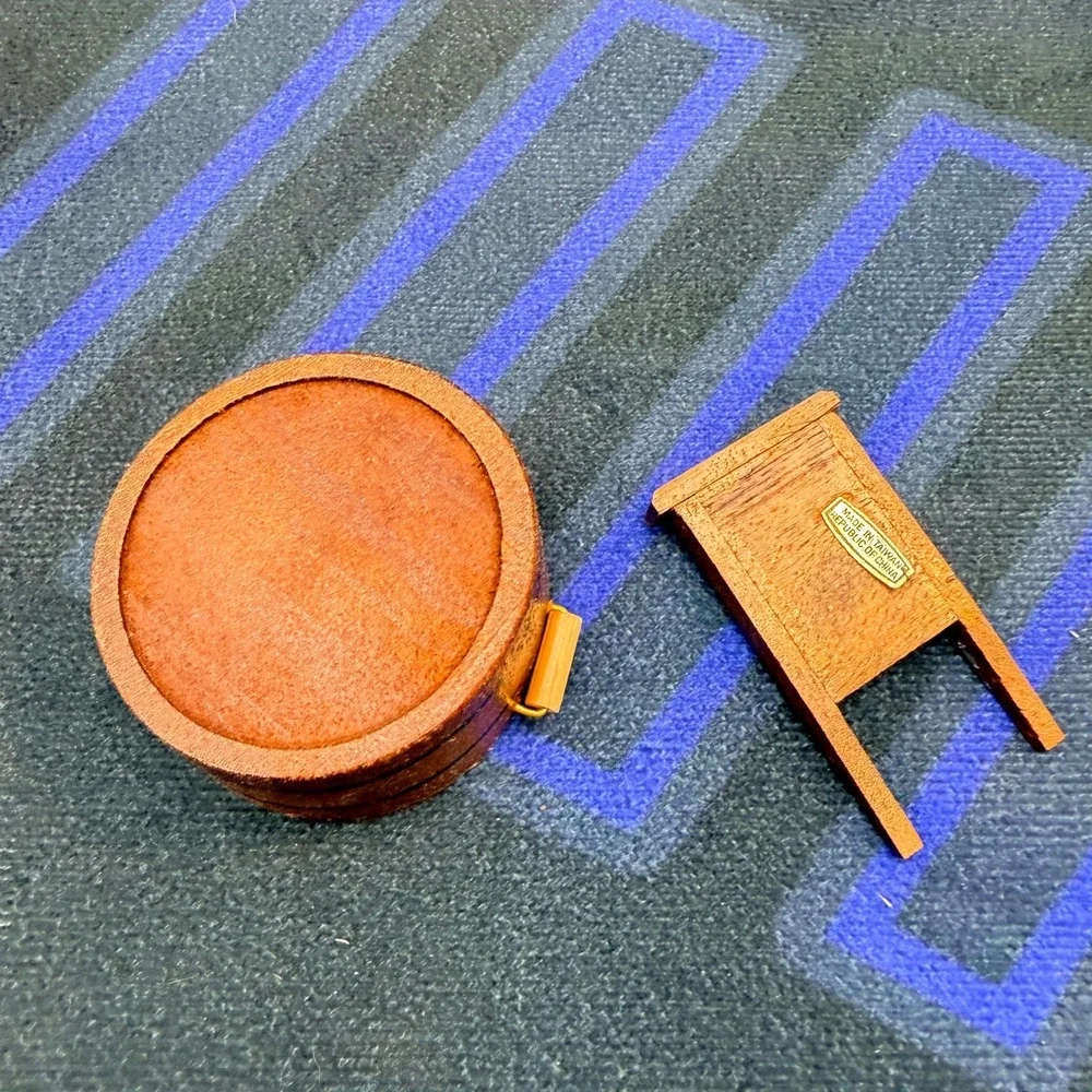 Hello Dolly Wash Tub With Washboard Miniature Brown Wood 9131